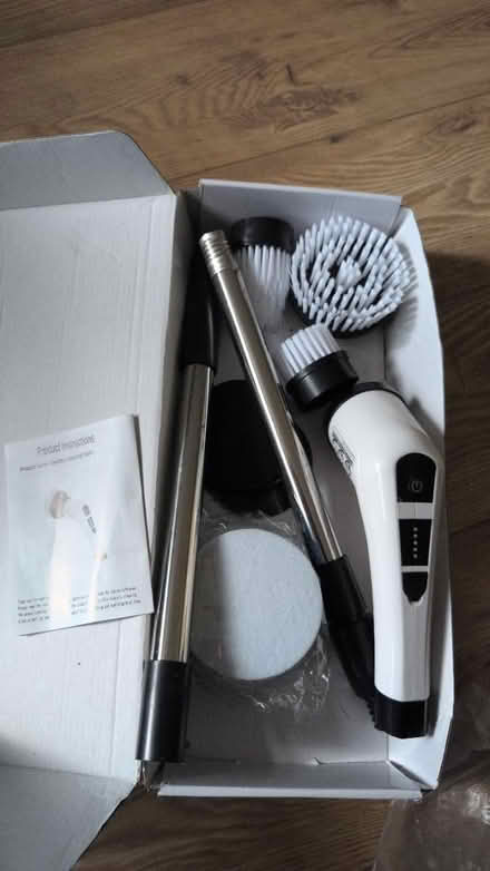 Photo of free Electric cleaning brush (Dronfield S18) #2