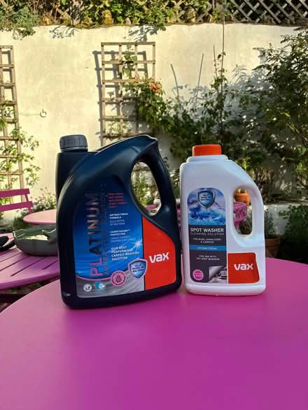 Photo of free Carpet shampoo (Horton BS37) #1
