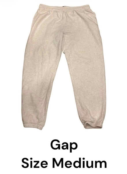 Photo of free GAP Woman’s Sweatpants (Brooklyn Storage) #1