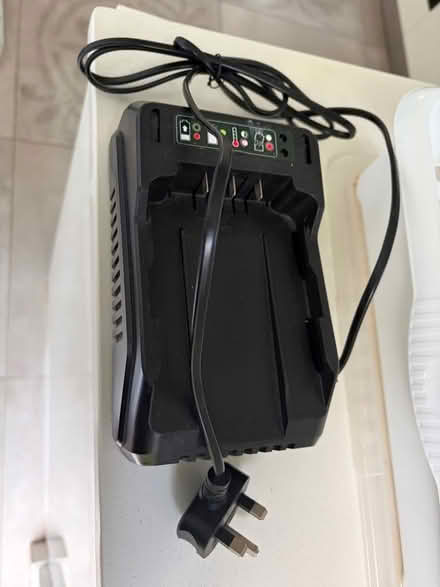 Photo of free Qualcast electric lawnmower (Temple Fortune NW11) #3
