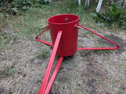 Photo of free Christmas tree stand (Clapton E5) #1