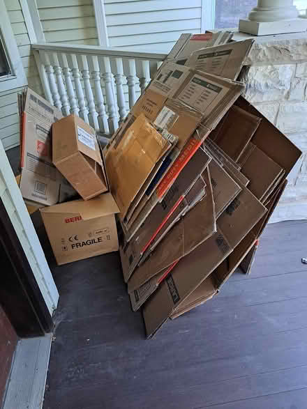 Photo of free Moving boxes (Arlington Heights) #1