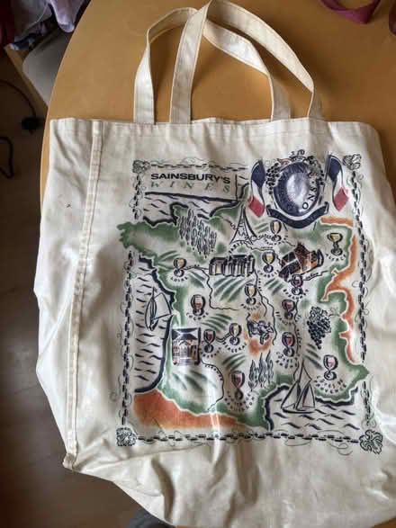 Photo of free Pretty shopping bag (Manningtree CO11) #1