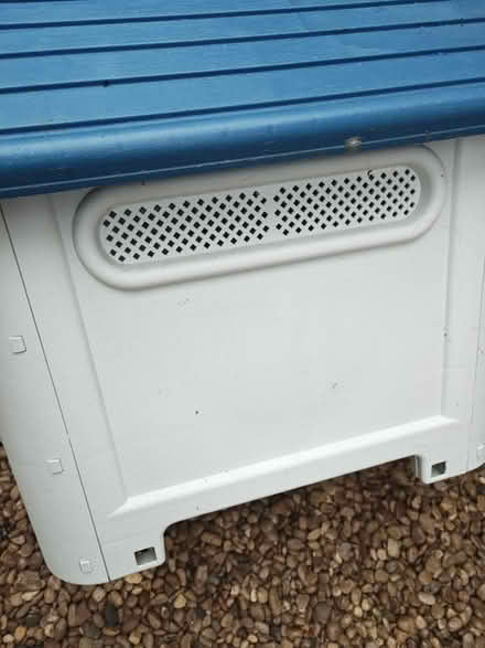 Photo of free Dog kennel (Blackpool FY4) #3