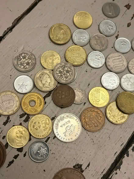 Photo of free Random selection of coins (SE4) #2