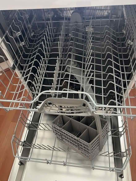 Photo of free fully working dishwasher (Rayners Lane - HA2) #3