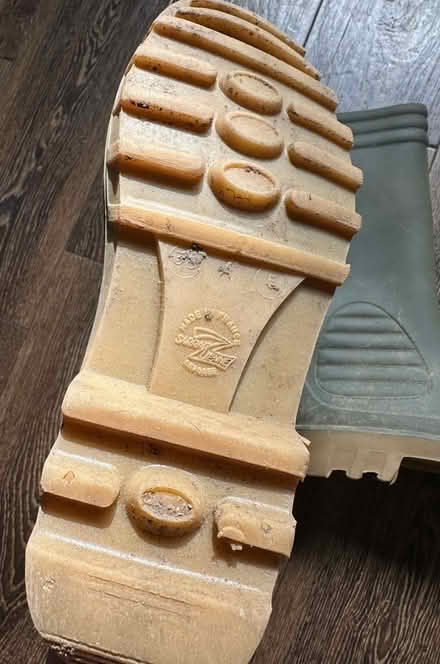 Photo of free Wellington Boots - Size 5 (Chigwell IG7) #2