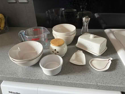 Photo of free Good quality kitchen items (Old Windsor SL4) #1