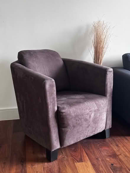 Photo of free Brown velvet armchair (TW9) #2