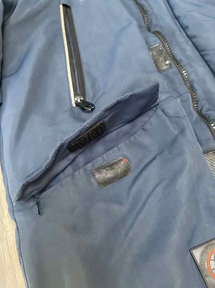Photo of free Child’s Blue Winter Coat. 9-10 years. Zip broken. (Southsea PO4) #3