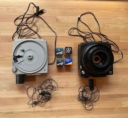 Photo of free Slide projectors (Rogers Park) #1