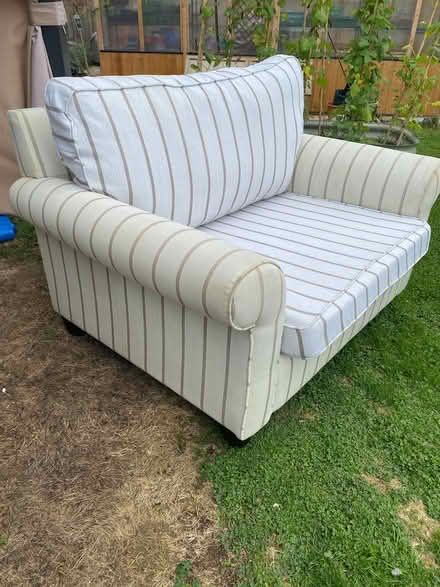 Photo of free 'Snuggle' Chair (Seasalter CT5) #2