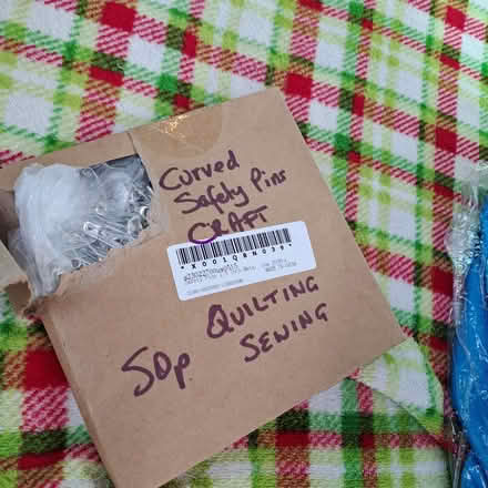 Photo of free Quilters pins (Old Town TN40) #1