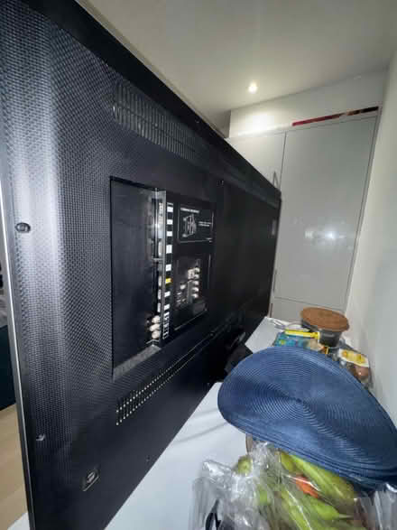 Photo of free SAMSUNG UE55HU7500T 55inch (Bushey WD23) #4