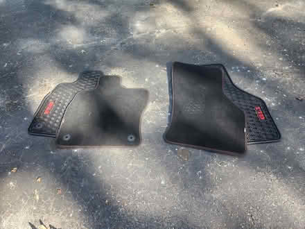 Photo of free Jetta 2019+ front mats (Near Shaw's in Groton) #1