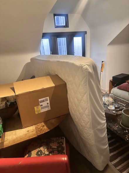 Photo of free Double Mattress (swiss cottage NW3) #3