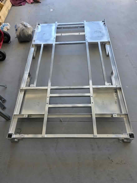 Photo of free Metal Greenworks shipping platform (Fayetteville Pennsylvania) #1