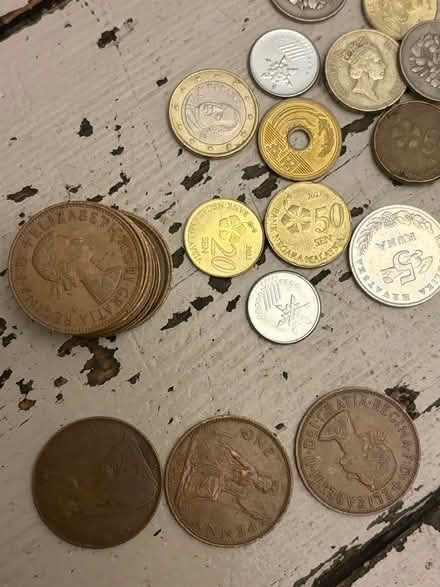 Photo of free Random selection of coins (SE4) #3