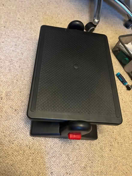 Photo of free Office foot rest (Moor Allerton LS17) #1
