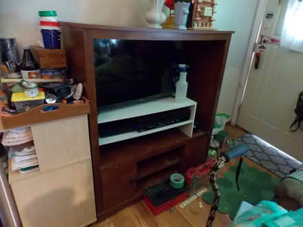 Photo of free Entertainment center (Streamwood) #1