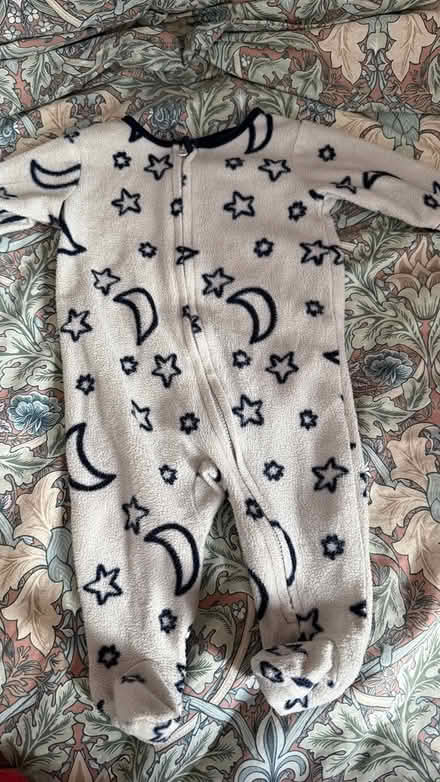 Photo of free Baby clothes (Crayford DA1) #2