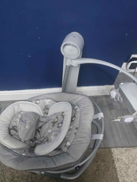 Photo of free Baby swing (L21 1br) #3