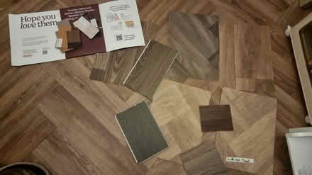 Photo of free Wood blind and vinyl (stroud green N4) #1