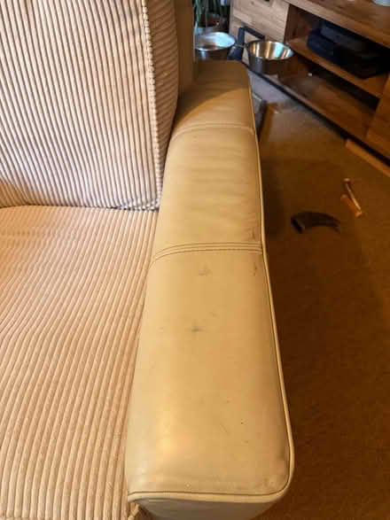 Photo of free Large Single Seat Armchair (St. Stephen's CT2) #4