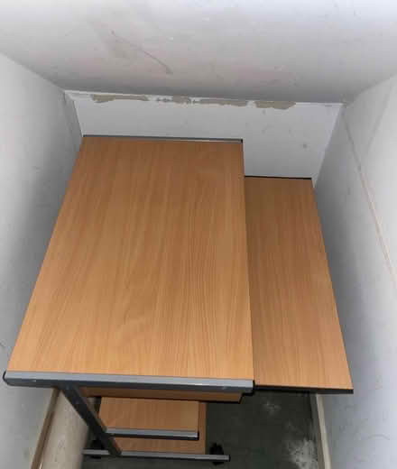 Photo of free Computer Desk (Greasbrough S61) #1