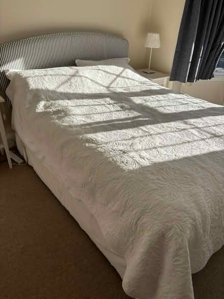 Photo of free King size bed (Batchwood AL3) #1