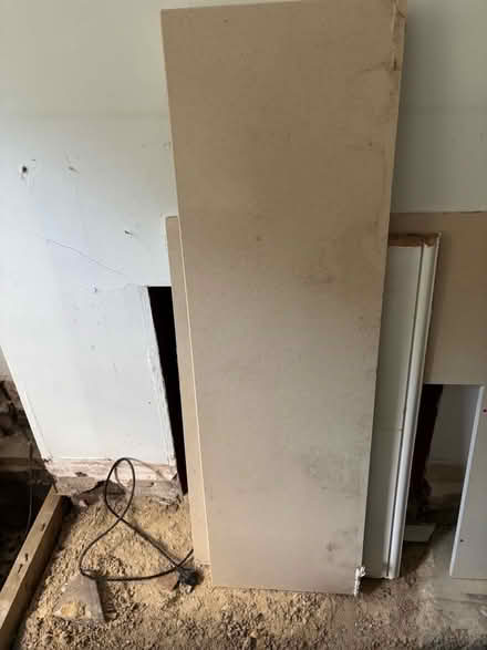 Photo of free Cream marble fire surround and harth (Fareham PO13) #3