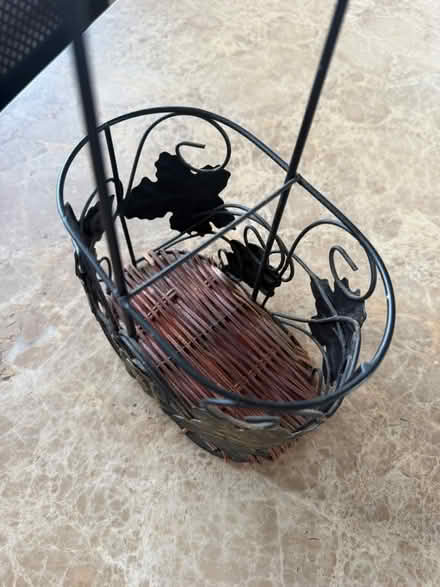 Photo of free Small basket (Biggleswade SG18) #3
