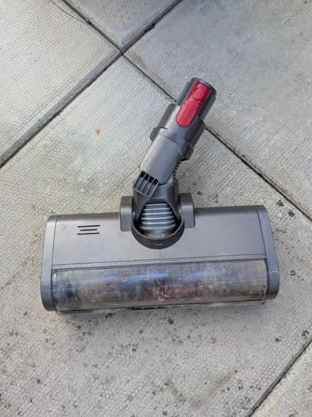 Photo of free Dyson hoover head (won't spin) (EH17 - Mortonhall) #1