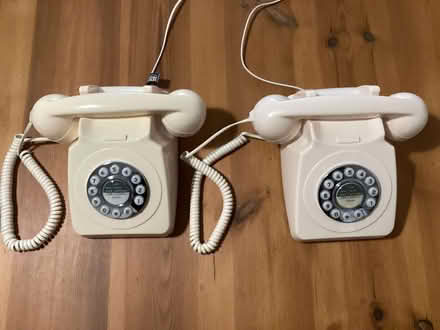 Photo of free Pair of retro phones (Oswestry SY11) #1