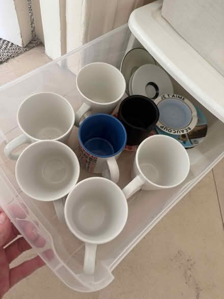 Photo of free 6 mugs (Chelsea SW3) #1