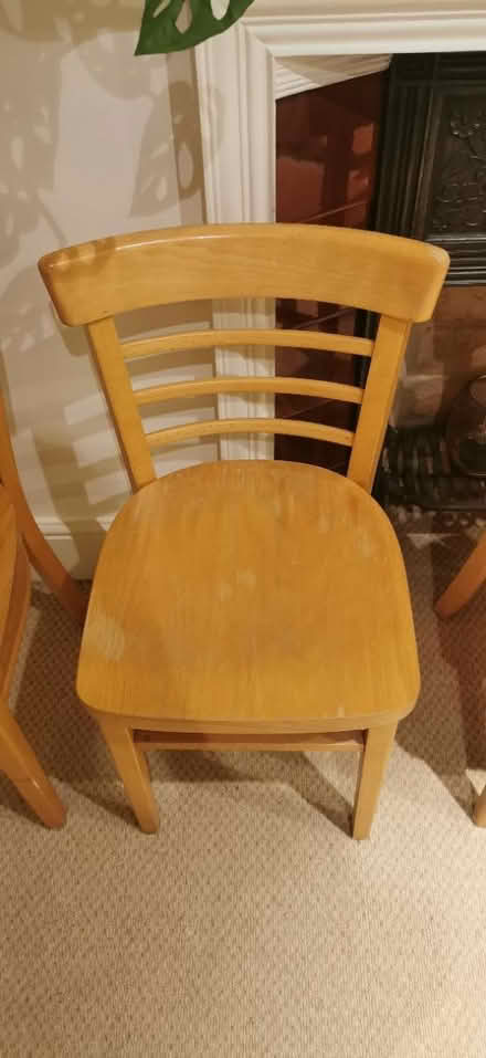 Photo of free 4 dining chairs (Wr143hp) #3