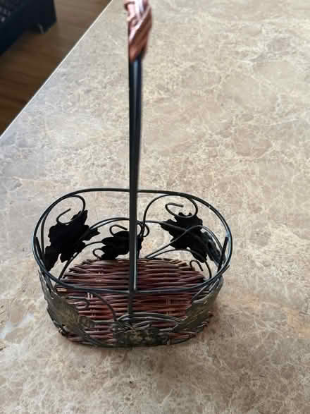 Photo of free Small basket (Biggleswade SG18) #1