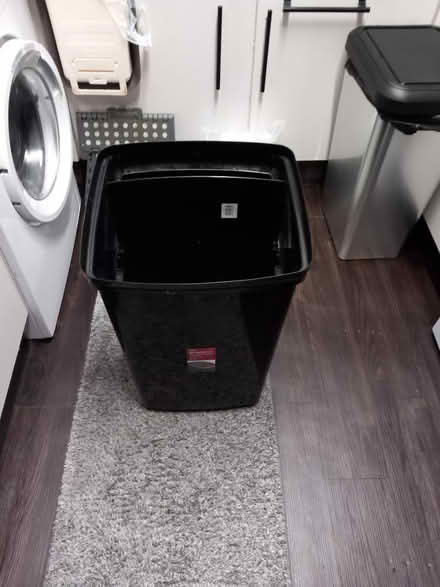 Photo of free Black bin (New cross SE14) #1