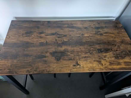 Photo of free Dining/Bar Table & 2 Stools (Upper Holloway N4) #3