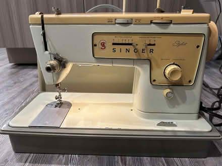 Photo of free RepairProject Singer Sewing Machine (Parkside near Dunkin' Donuts) #1