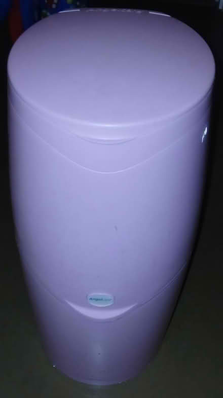 Photo of free angelcare nappy bin (Kennington SE11) #1