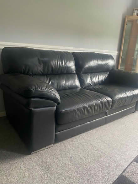Photo of free 3-seater sofa (Kirkintilloch G66) #1