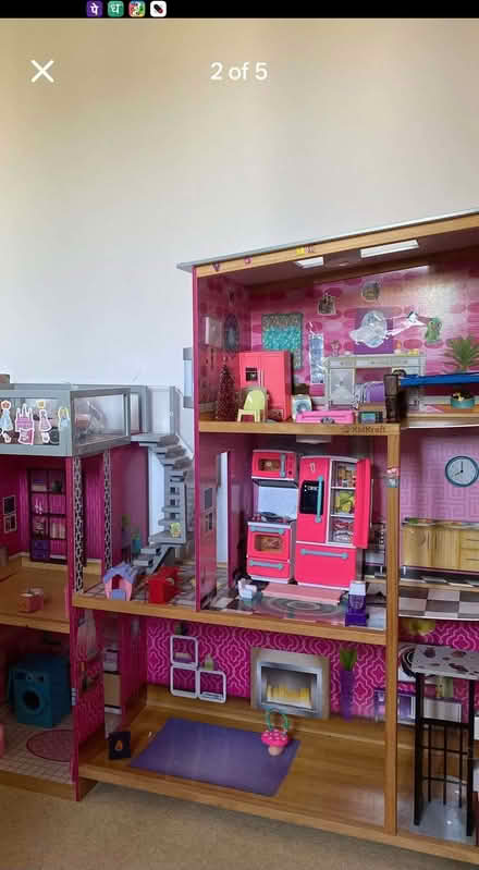 Photo of free Big doll house (City Centre NR1) #4