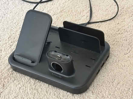 Photo of free iPhone / Watch / AirPods Charger (Near Panama Park) #1