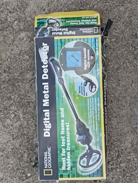 Photo of free National geographic kids metal detector (Top Amersham HP6) #1