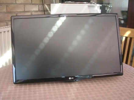 Photo of free LG Television 22 inch (Hillmorton CV21) #1