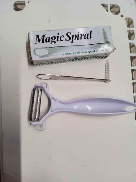 Photo of free Random small kitchen items (Great Barford MK44) #3