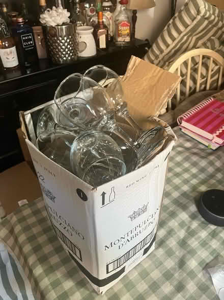 Photo of free Wine glasses (Adstock MK18) #1