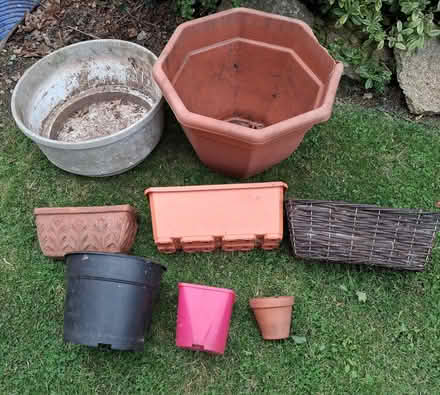 Photo of free Mixture of garden pots (Kilmacud) #2