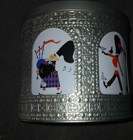 Photo of free Musical buscuit tin (M23 Baguley) #1